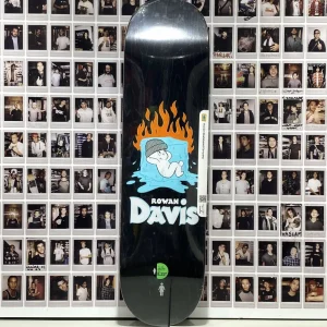 Cheap Girl - Davis One Off Deck 8.25" Girl | Decks
