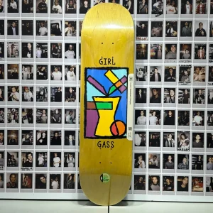 Discount - Gass Tangram Deck 8.25” Girl